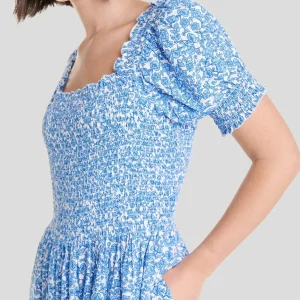 Vestido largo de verano azul flores top nido abeja