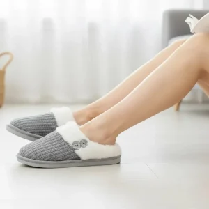 Zapatillas de mujer abiertas borreguillo